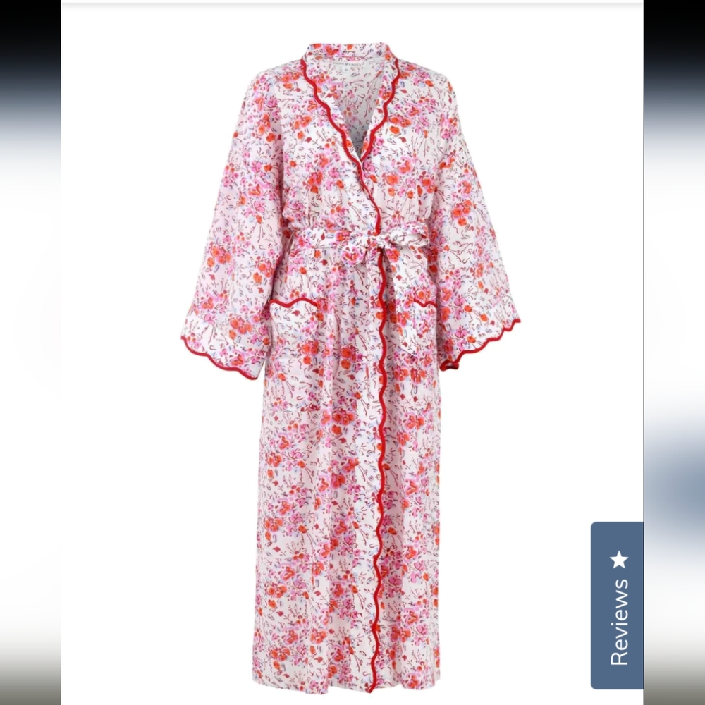 PINK FLORAL KIMONO ROBE WITH SCALLOPING